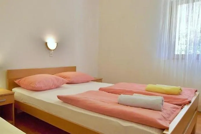 Apartments With A Parking Space Lopar, Rab - 22583  Lopar