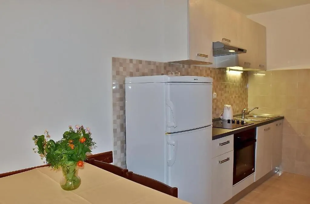 Apartments With A Parking Space Lopar, Rab - 22583 0*, Lopar Croatia